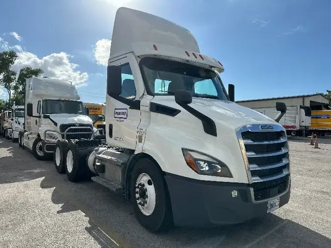 2020 Freightliner T11664STed7694d1d2c1631a08f19d7736bf20f3