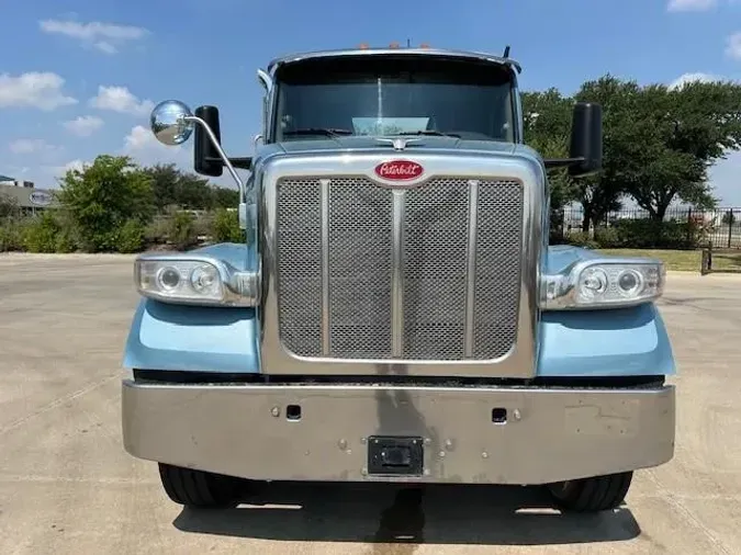 2022 Peterbilt 567