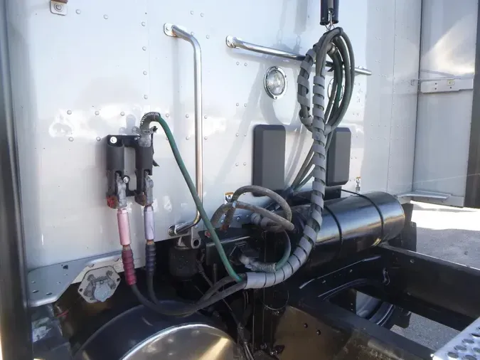2023 Kenworth T680