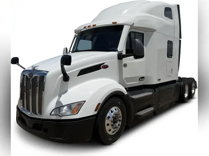 2022 Peterbilt 579ed7ca0d5194f256829136ebcff5566bb