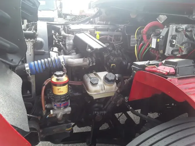 2020 FREIGHTLINER/MERCEDES M2 106