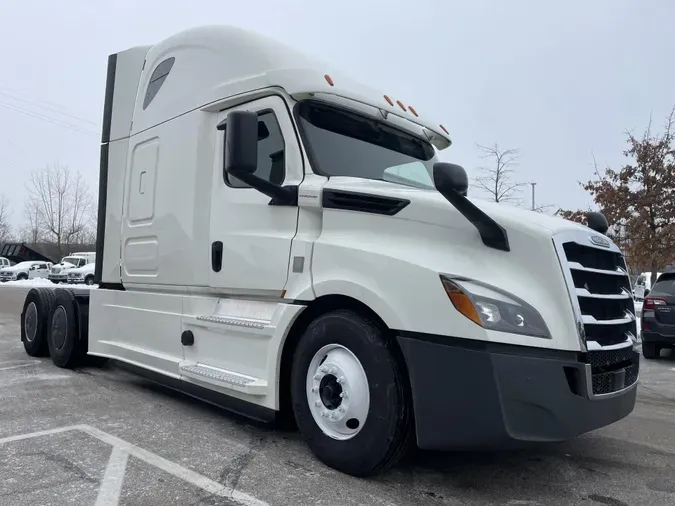 2020 Freightliner Cascadia