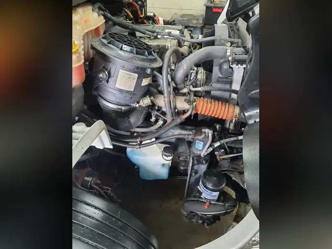 2022 FREIGHTLINER/MERCEDES M2 106