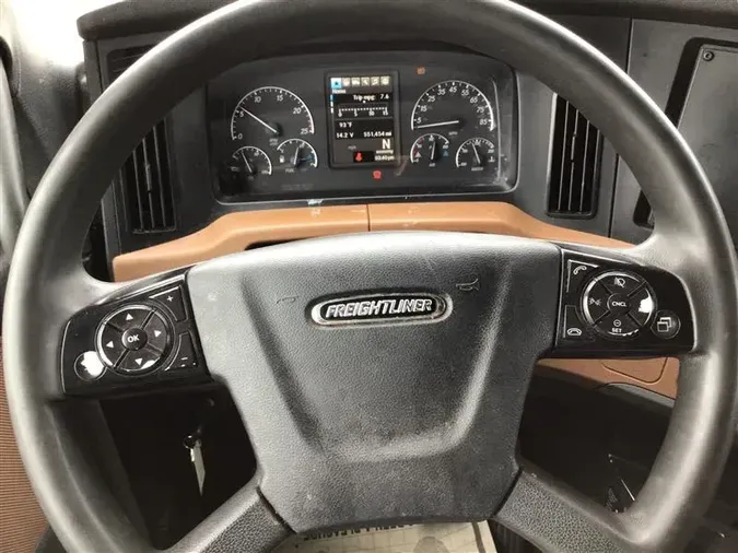 2020 FREIGHTLINER CASCADIA