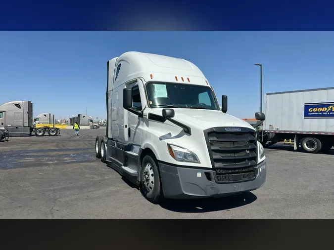 2024 Freightliner Cascadia 126ed8bdf8a7c547709f0576ff373f4db91