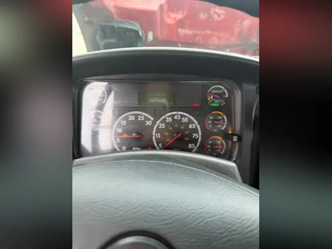 2018 FREIGHTLINER/MERCEDES M2 106