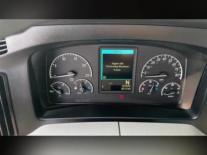 2021 FREIGHTLINER CA126