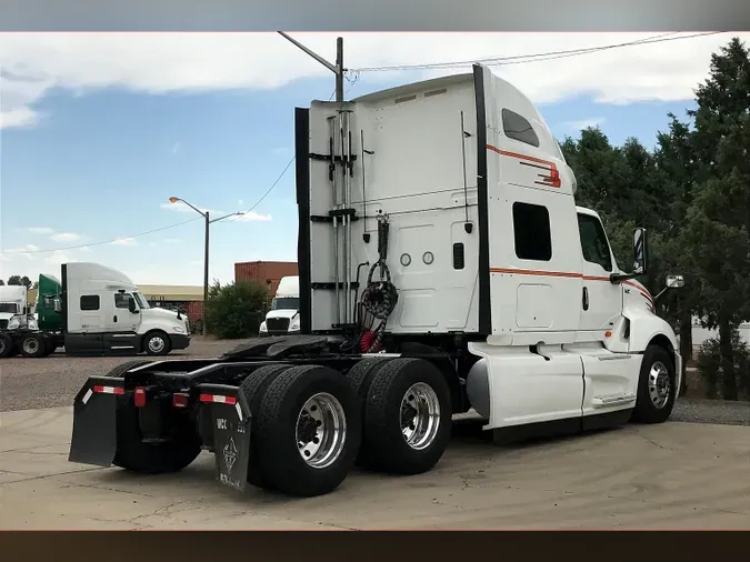 2022 INT LT625 6x4