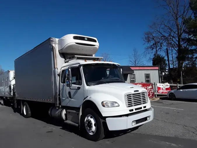 2021 FREIGHTLINER/MERCEDES M2 106ed901914d75327ee8c182e623eb06051