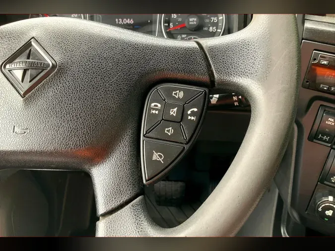 2019 INT LT625 6x4