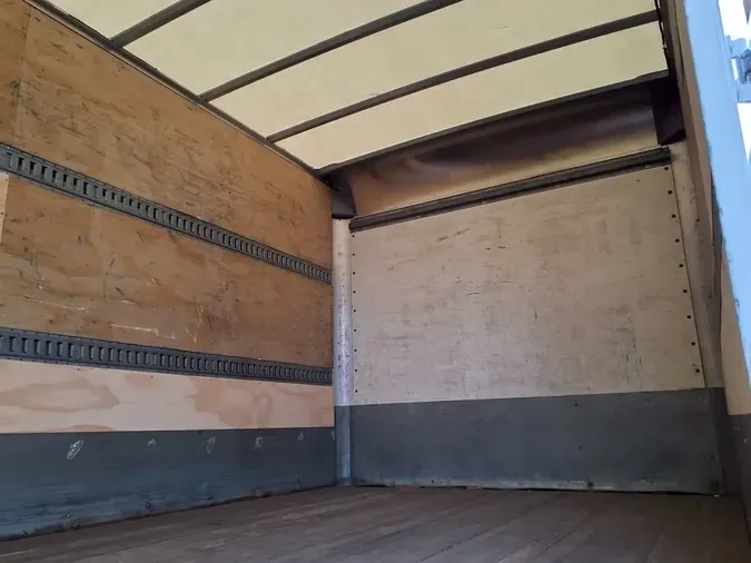 2020 FREIGHTLINER/MERCEDES M2 106