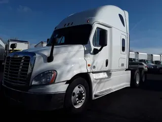 2018 Freightliner CASCADIA 125