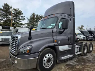 2018 FREIGHTLINER/MERCEDES CASCADIA 125