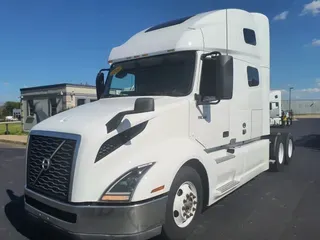 2020 VOLVO VNL64T-760