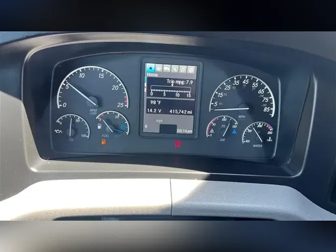 2021 FREIGHTLINER CA126