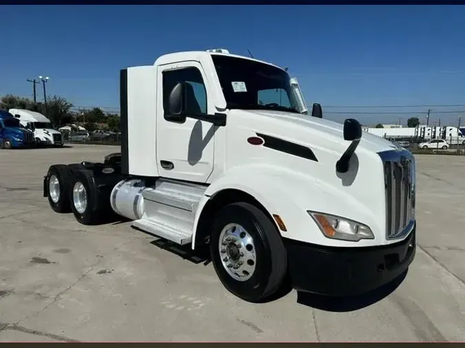 2023 Peterbilt 579
