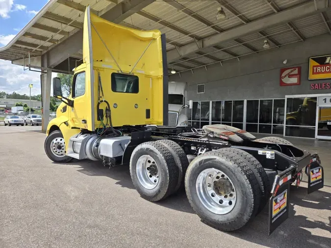 2021 Peterbilt 579