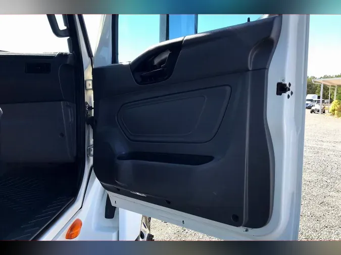 2021 INT LT625 6x4edadaf934a32e345ada50ebf43268c81