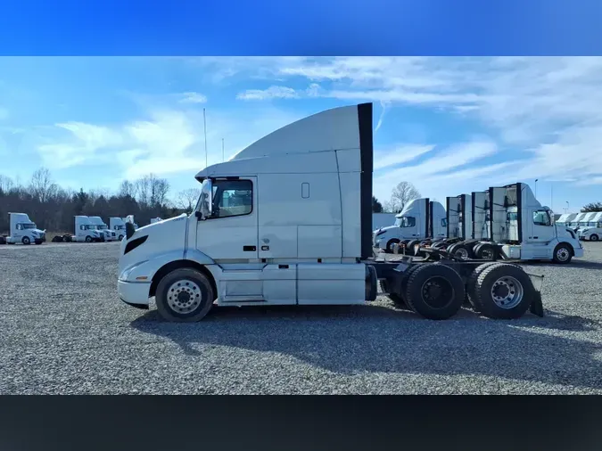 2020 Volvo VNR64T640