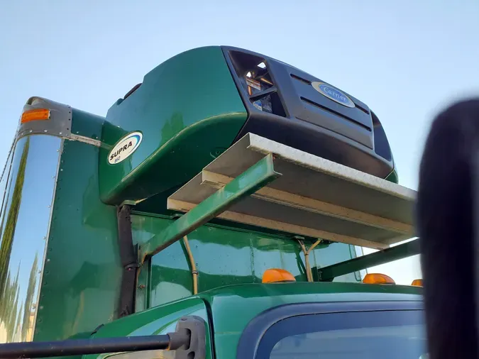 2019 FREIGHTLINER/MERCEDES M2 106