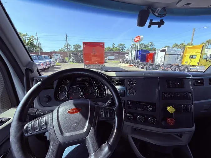 2020 Peterbilt 579
