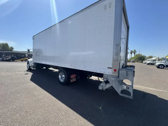 2020 Peterbilt 337