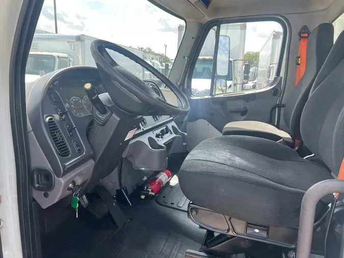 2019 FREIGHTLINER/MERCEDES M2 106