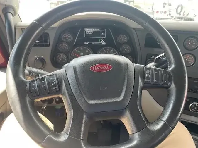 2021 Peterbilt 579