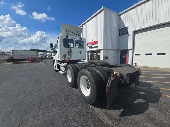 2020 FREIGHTLINER/MERCEDES CASCADIA 125edbcd58181b59c8cebb793bc77bdd2f7