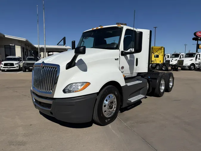 2021 International LT625