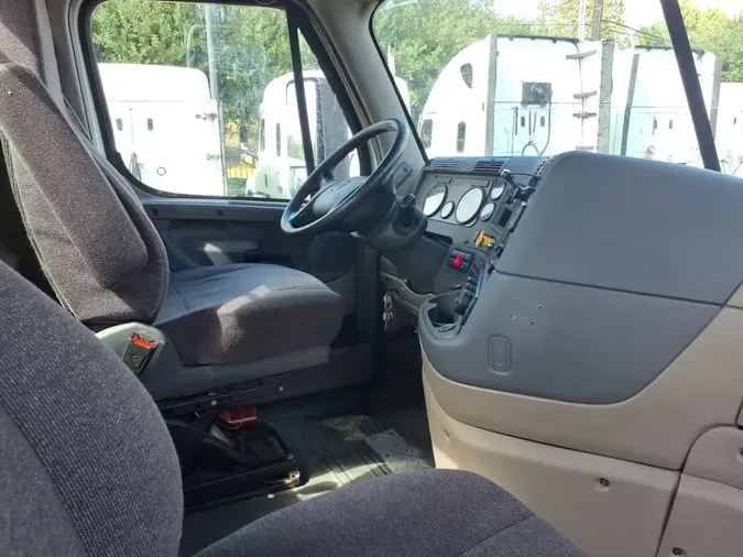 2019 FREIGHTLINER/MERCEDES CASCADIA 125edc014d8c826ff3351f1258860e7b7c5