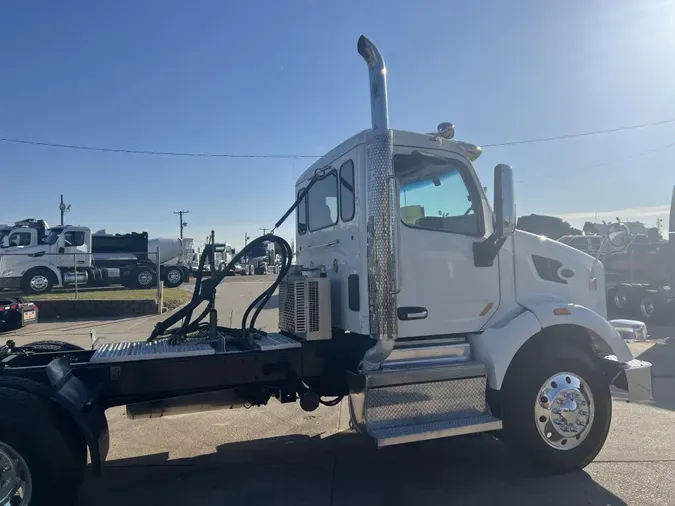 2020 Peterbilt 567