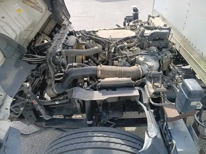 2014 ISUZU NQR