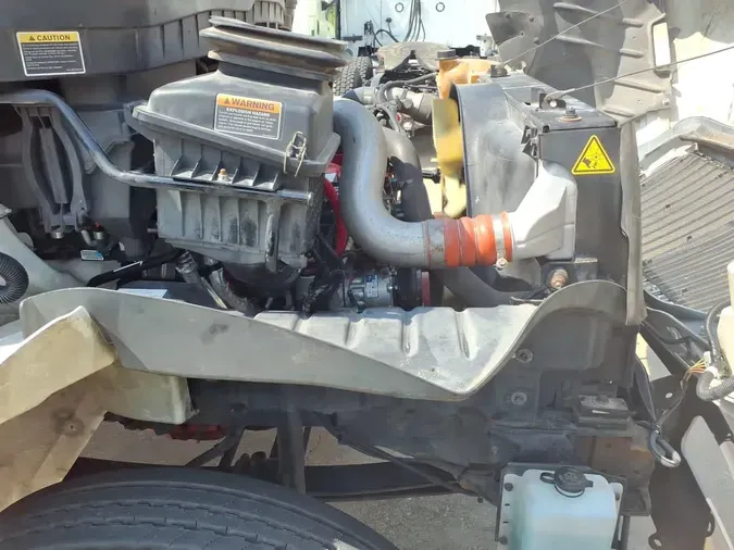 2019 NAVISTAR INTERNATIONAL 4300