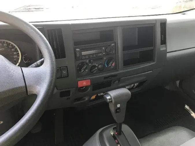 2020 ISUZU TRUCK NPR
