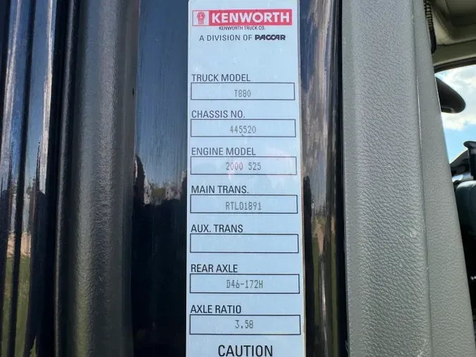 2021 Kenworth T880