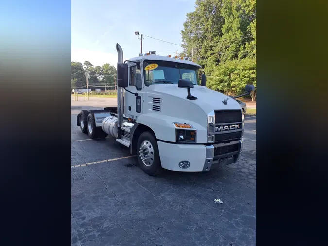 2020 MACK TRUCKS, INC. ANTHEM 64Tedc738d14f6d4cae4fe006d984d5bda5