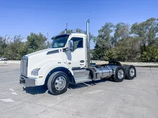 2026 KENWORTH T880