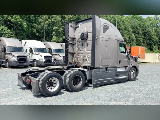 2021 Freightliner Cascadia