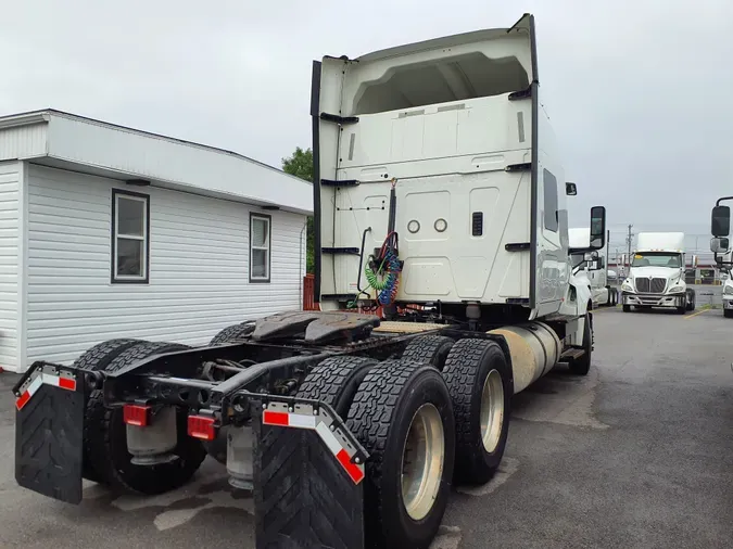 2019 NAVISTAR INTERNATIONAL LT625 SLPR CAB