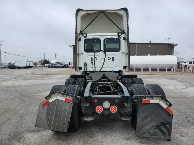 2020 FREIGHTLINER/MERCEDES NEW CASCADIA 116