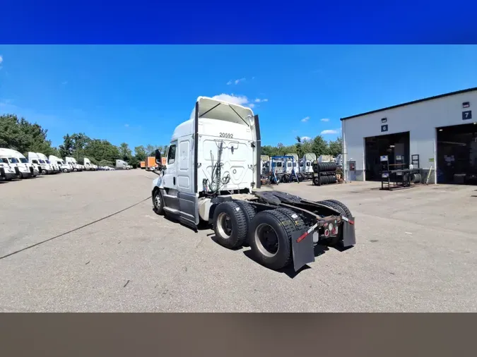 2021 Freightliner Cascadia 126edd7506108f05411ef38afea411ddaa6