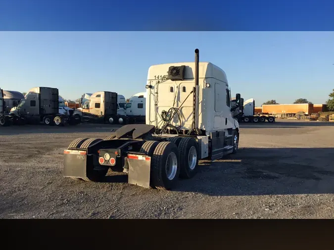 2022 Freightliner Cascadia 126edd7b065fc5b735b23b7ef853974870a