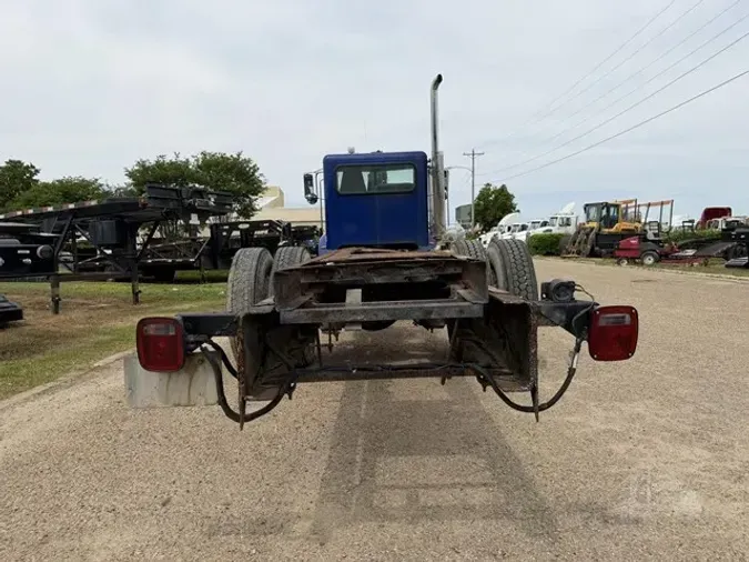 2013 PETERBILT 337