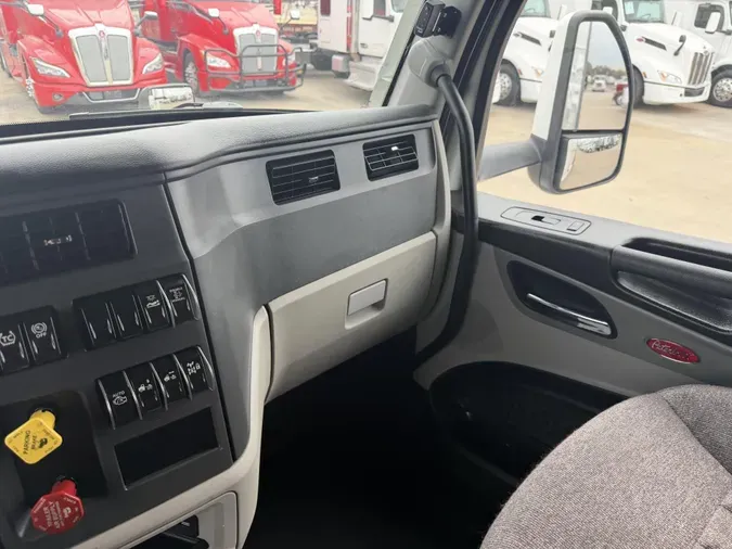 2024 Peterbilt 579