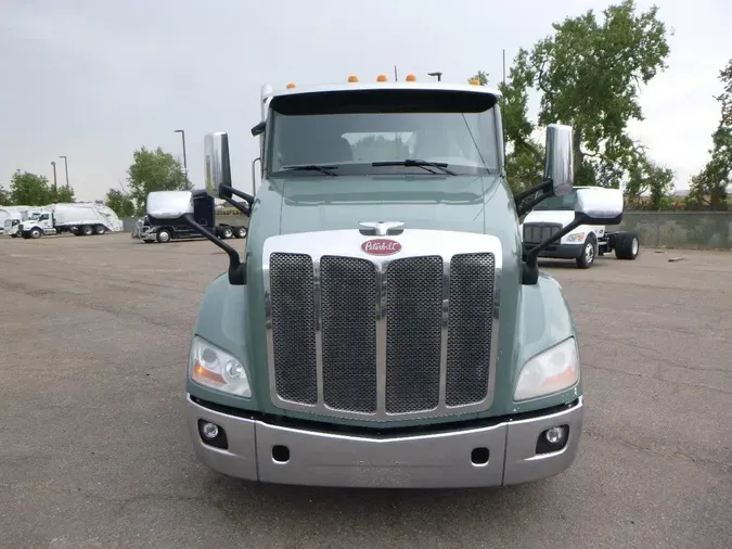 2021 Peterbilt 579eddc2643b4bee77a405563bb9c4e69b3