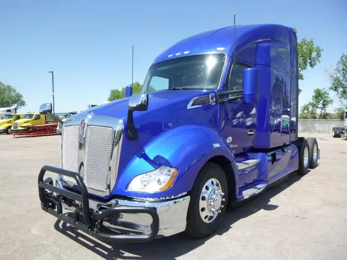 2022 Kenworth T680eddf40004ea18b10d46ae23369627ba3