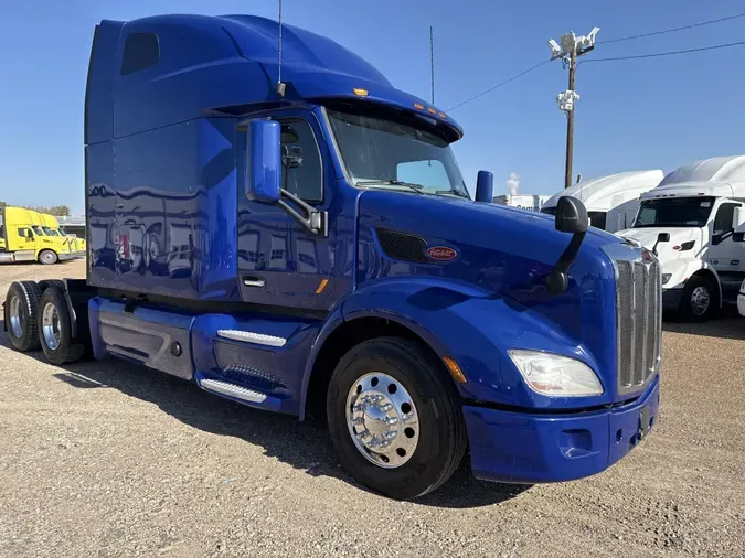 2022 Peterbilt 579