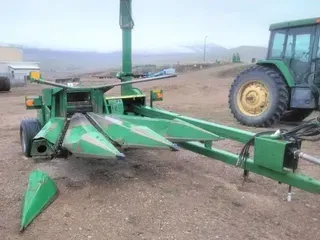 2011 John Deere 3975