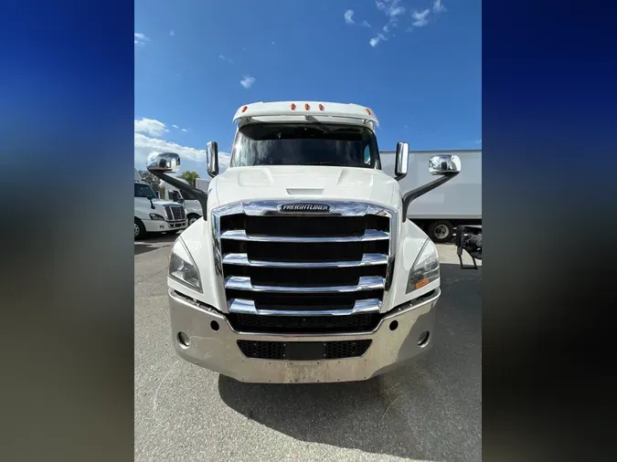 2020 FREIGHTLINER/MERCEDES NEW CASCADIA 116